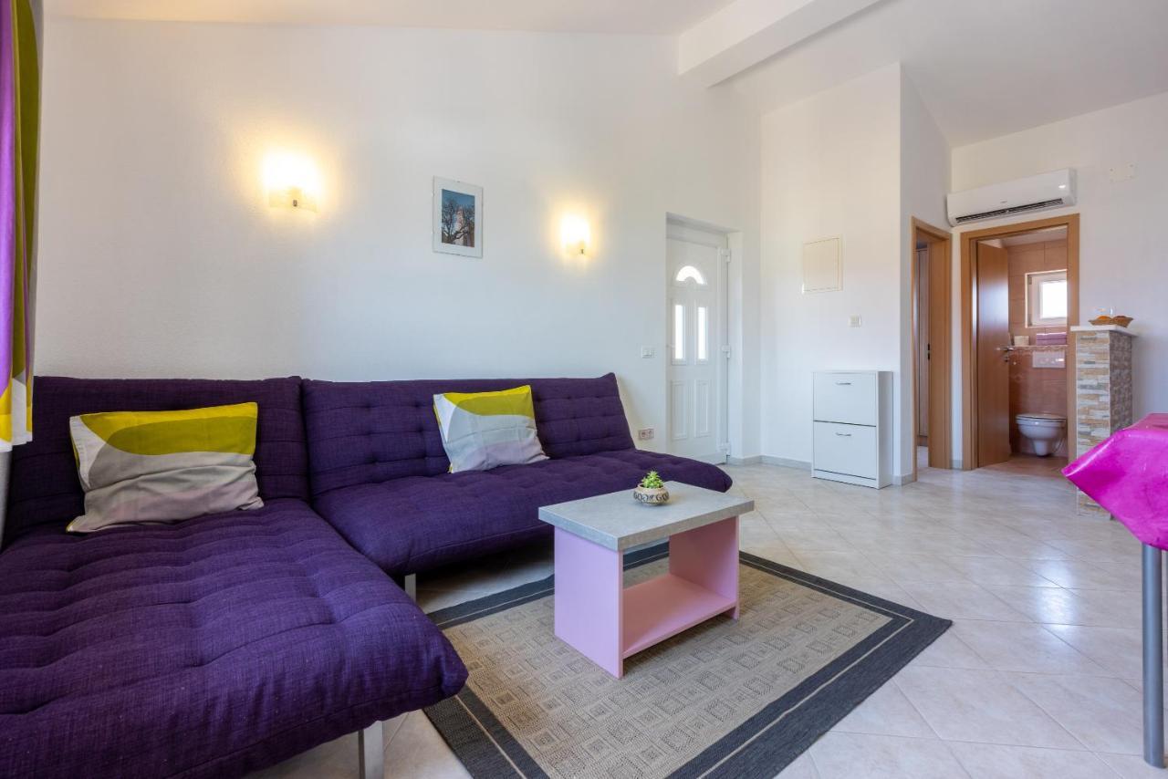 Apartmani Jaric Новий Винодольський Екстер'єр фото