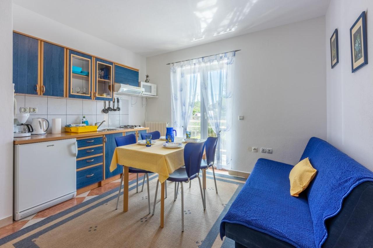 Apartmani Jaric Новий Винодольський Екстер'єр фото