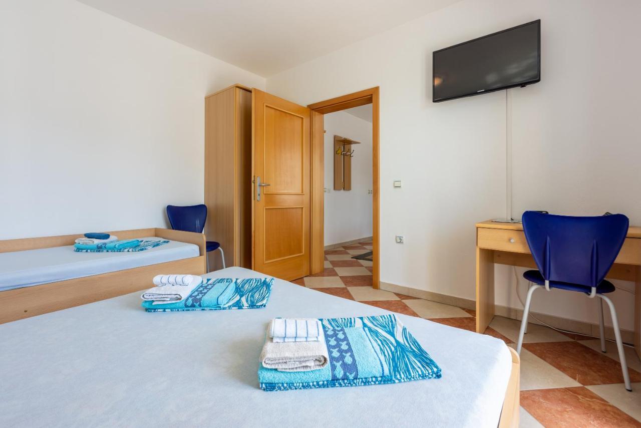 Apartmani Jaric Новий Винодольський Екстер'єр фото