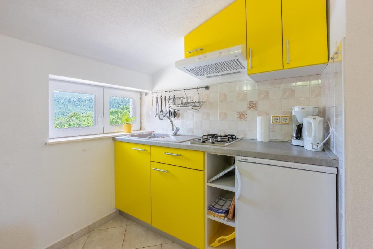 Apartmani Jaric Новий Винодольський Екстер'єр фото