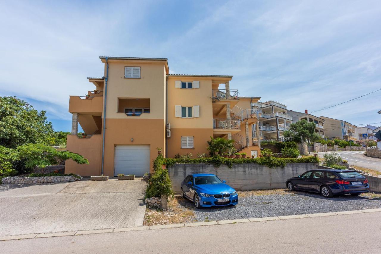 Apartmani Jaric Новий Винодольський Екстер'єр фото