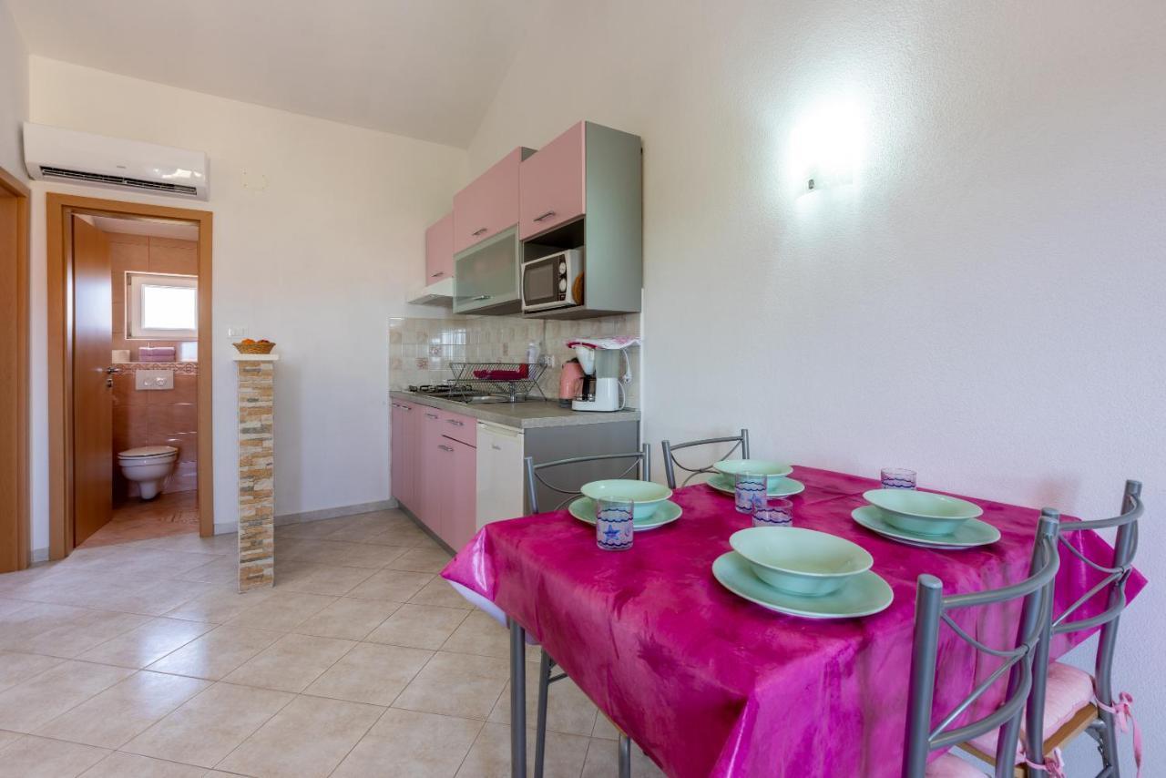 Apartmani Jaric Новий Винодольський Екстер'єр фото
