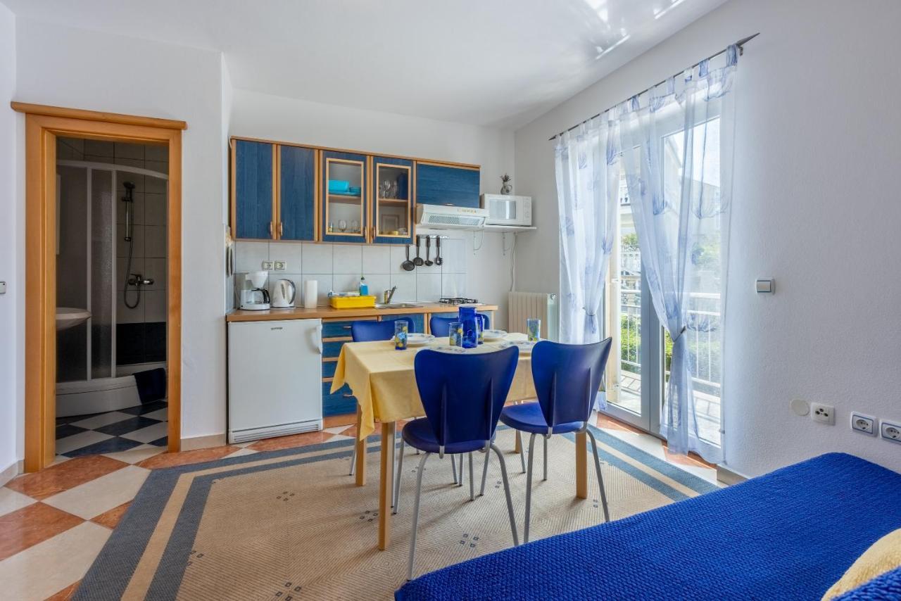 Apartmani Jaric Новий Винодольський Екстер'єр фото