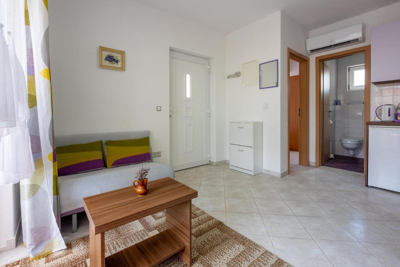 Apartmani Jaric Новий Винодольський Екстер'єр фото