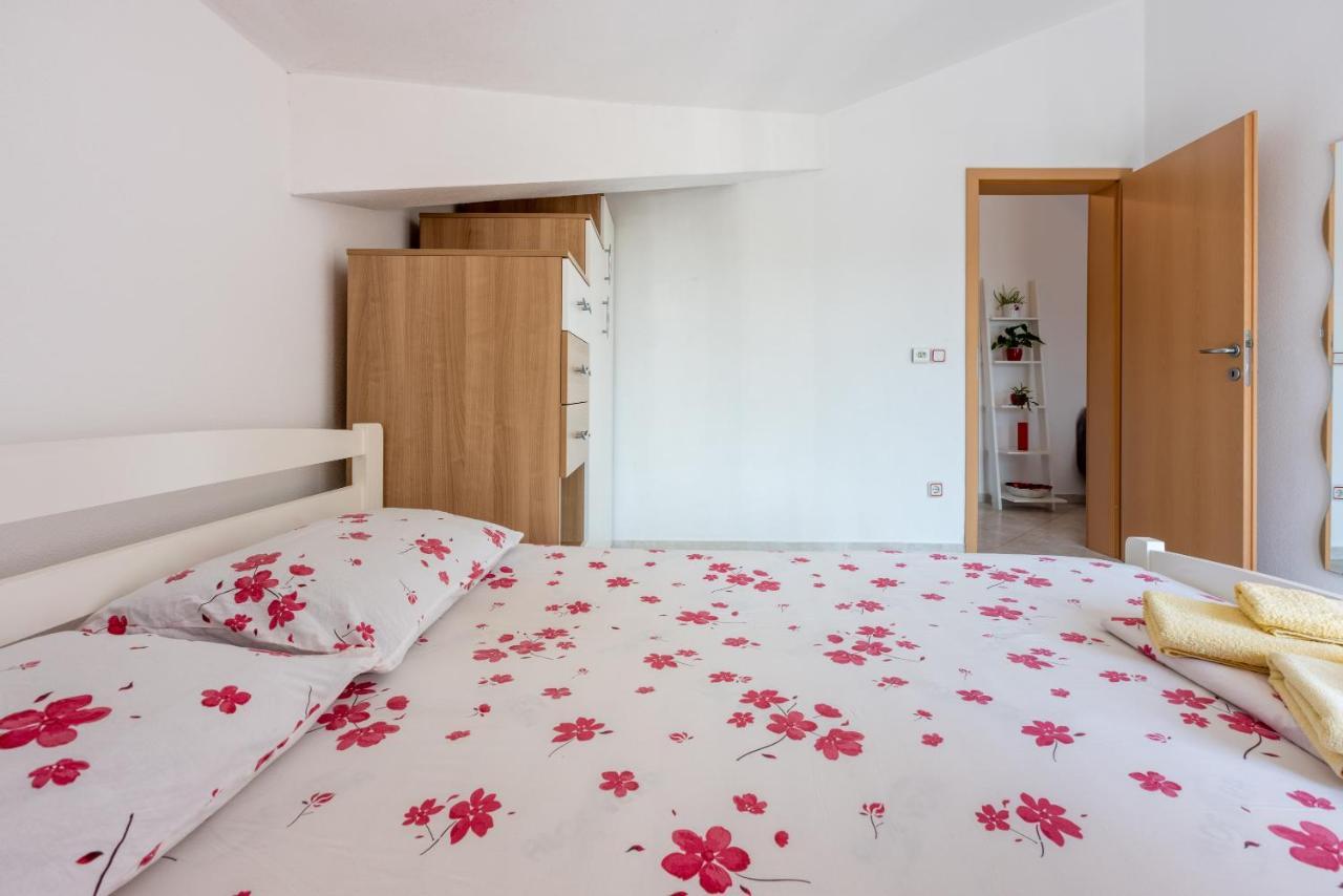 Apartmani Jaric Новий Винодольський Екстер'єр фото